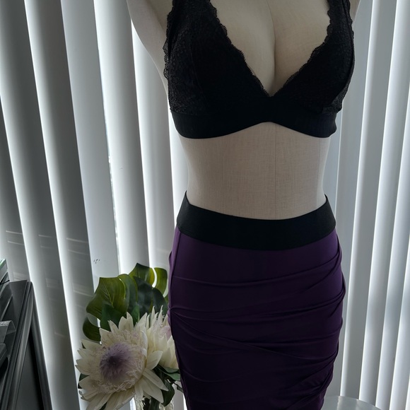 BCBGeneration Ruched Skirt - Picture 7 of 8